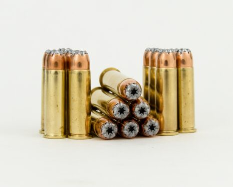 357 Magnum Self Defense / Hunting Ammunition 158 Grain Gold Country ...
