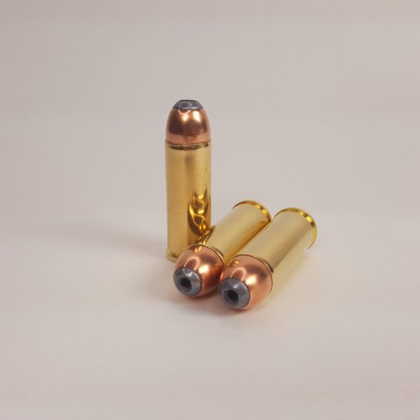 45 Colt Personal Defense / Hunting (45 Long Colt) With 250 Grain Gold Country Boar's Head Jacketed Hollow Point Bullets ~ 20 Rounds